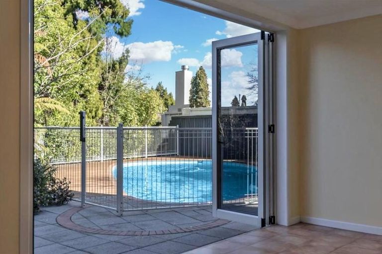 Photo of property in 7 Riverview Terrace, Fairfield, Hamilton, 3214