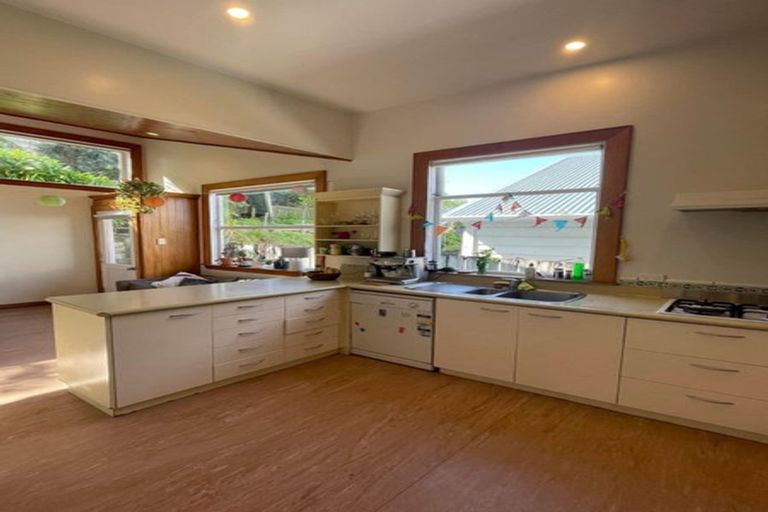 Photo of property in 8 Konini Road, Hataitai, Wellington, 6021