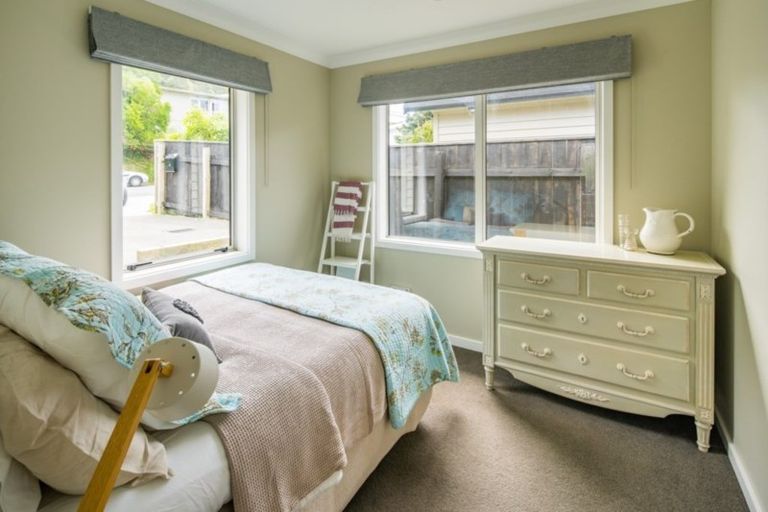 Photo of property in 15 Monowai Road, Johnsonville, Wellington, 6037