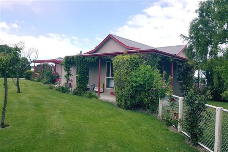 Photo of property in 9 Pembroke Street, Waimate, 7980