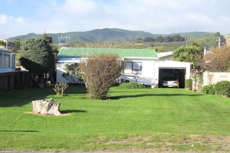 Photo of property in 32 Hillcrest Road, Raumati South, Paraparaumu, 5032