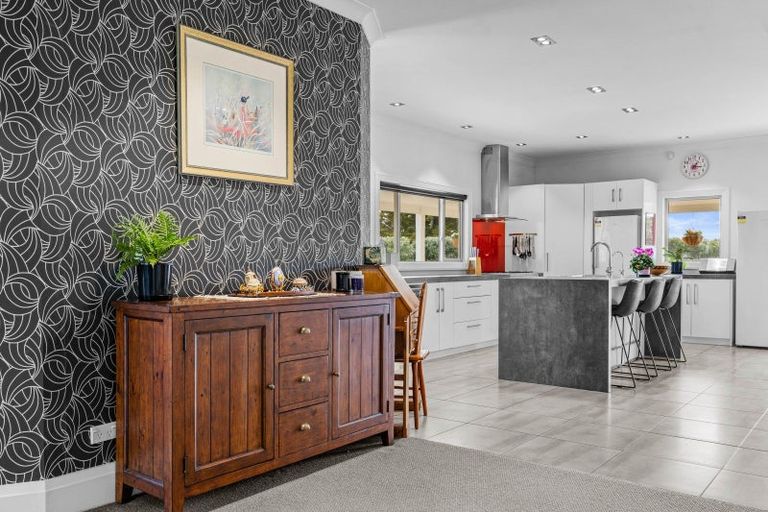 Photo of property in 270 Hughes Line, West Taratahi, Masterton, 5887