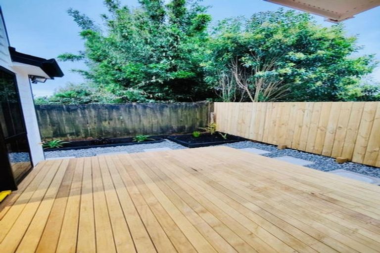 Photo of property in 24b Friedlanders Road, Manurewa, Auckland, 2102