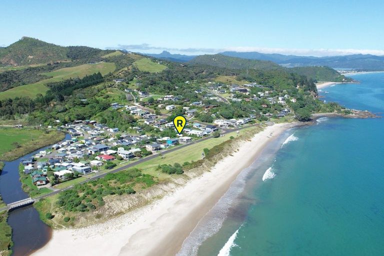 Photo of property in 43 Bluff Road, Kuaotunu West, Whitianga, 3592