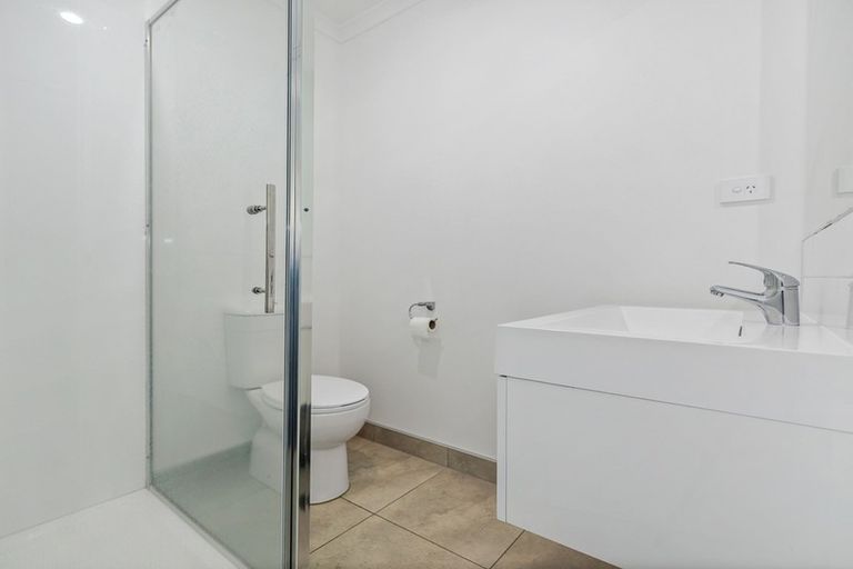 Photo of property in 2/12 Onukutara Place, Huntington, Hamilton, 3281