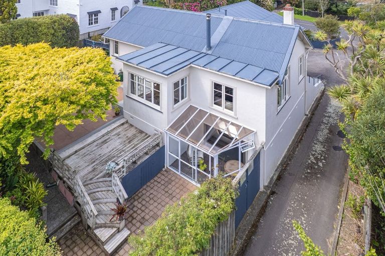 Photo of property in 1 Brassey Road, Saint Johns Hill, Whanganui, 4500
