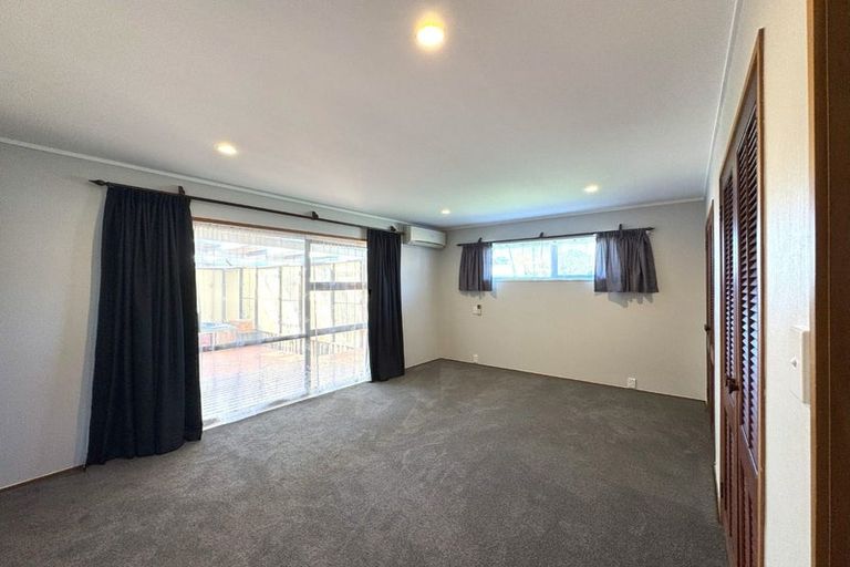 Photo of property in 166 Victoria Street West, Pukekohe, 2120