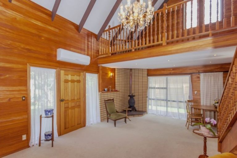 Photo of property in 8 Kauri Place, Tairua, 3508