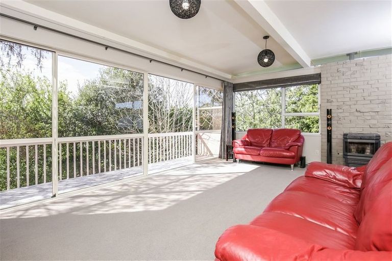 Photo of property in 52 Lynden Avenue, Hillcrest, Auckland, 0627
