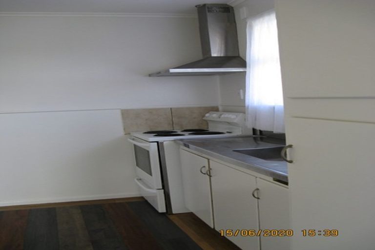 Photo of property in 2/8 Fisher Crescent, Otara, Auckland, 2023