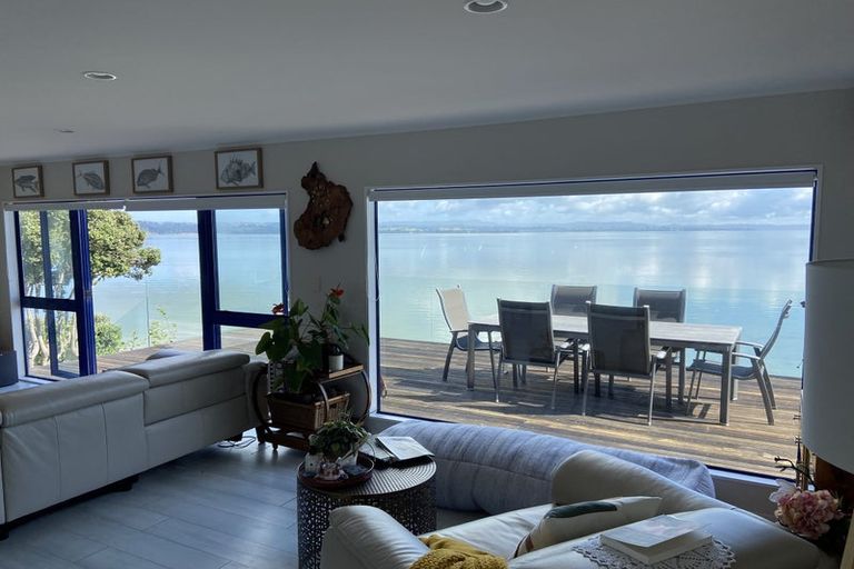 Photo of property in 121 Torkar Road, Clarks Beach, 2122