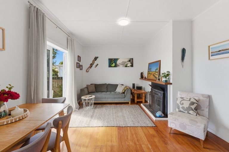 Photo of property in 16 Maranui Street, Welbourn, New Plymouth, 4310