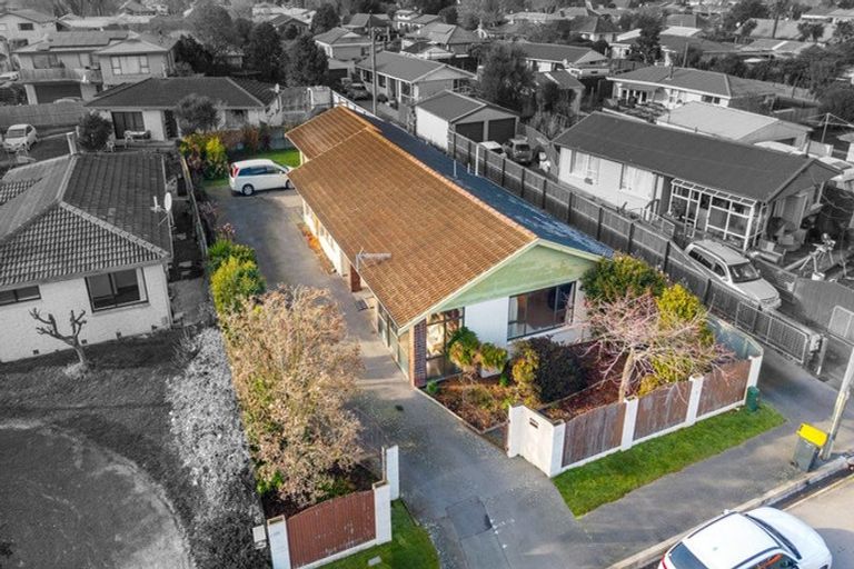 Photo of property in 130 Bower Avenue, New Brighton, Christchurch, 8083