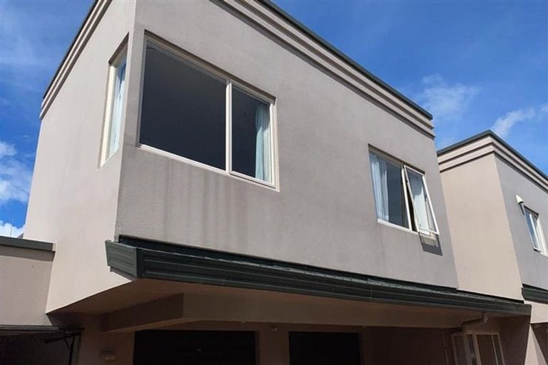 Photo of property in 6/28 Third Avenue, Tauranga, 3110