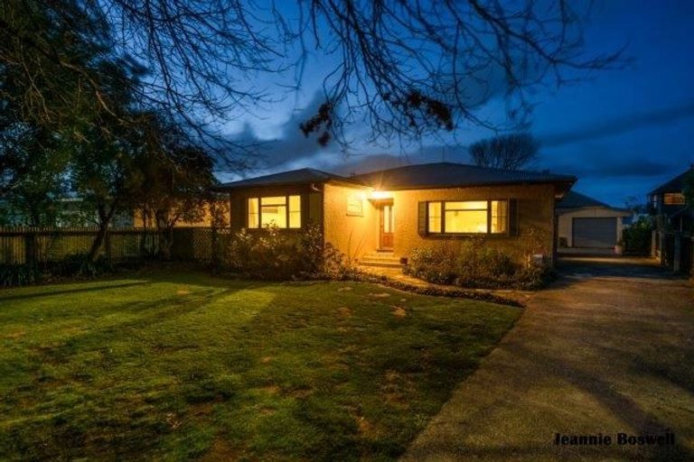 Photo of property in 481 Ruahine Street, Terrace End, Palmerston North, 4410