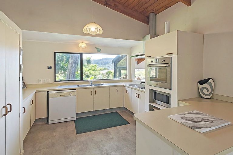 Photo of property in 129a Bruce Wallace Place, Whangamata, 3620
