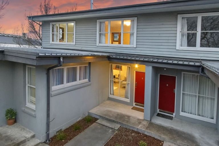 Photo of property in 2/208 Bealey Avenue, Christchurch Central, Christchurch, 8013