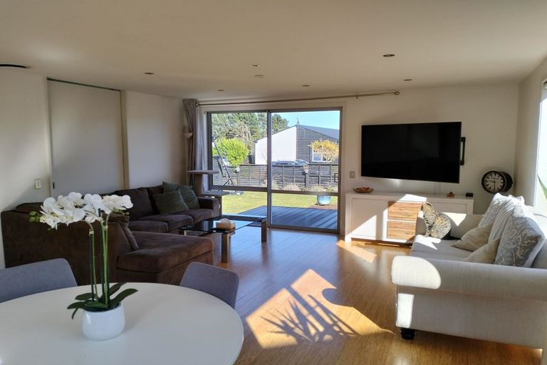 Photo of property in 9 Otonga Heights, Maungaraki, Lower Hutt, 5010