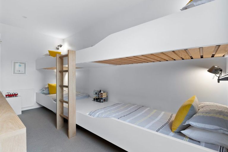 Photo of property in 594 Peninsula Road, Kelvin Heights, Queenstown, 9300