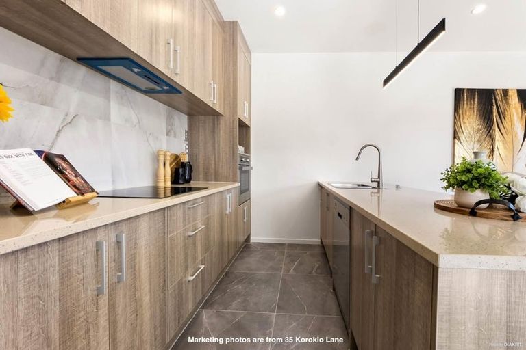 Photo of property in 33 Korokio Lane, Henderson, Auckland, 0612