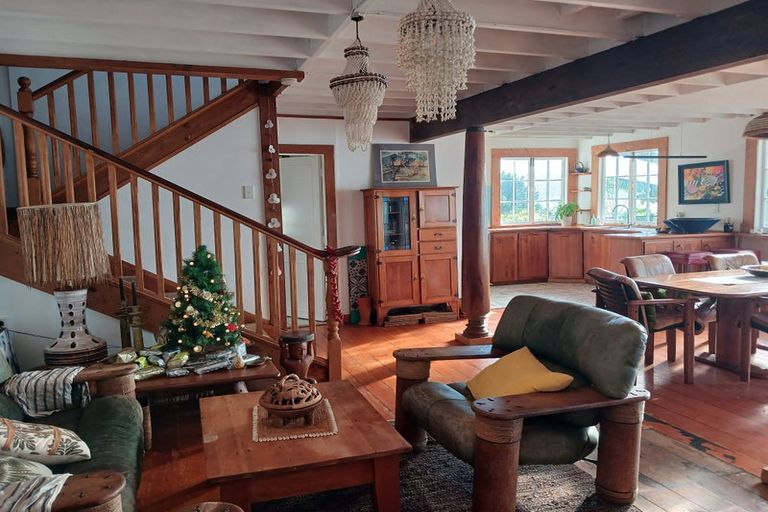 Photo of property in 102 Beach Road, Onerahi, Whangarei, 0110