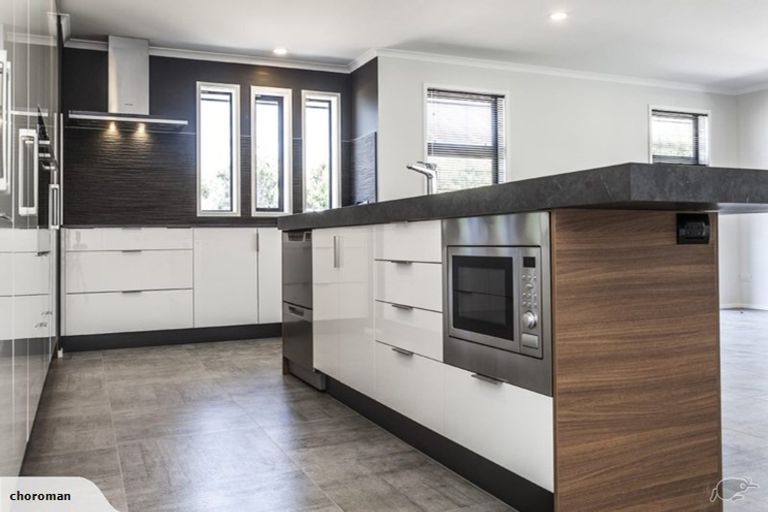 Photo of property in 16 Stace Hopper Drive, One Tree Point, 0118