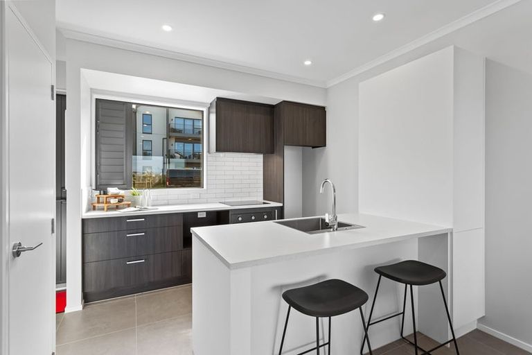 Photo of property in 88 Symes Drive, Red Beach, 0932