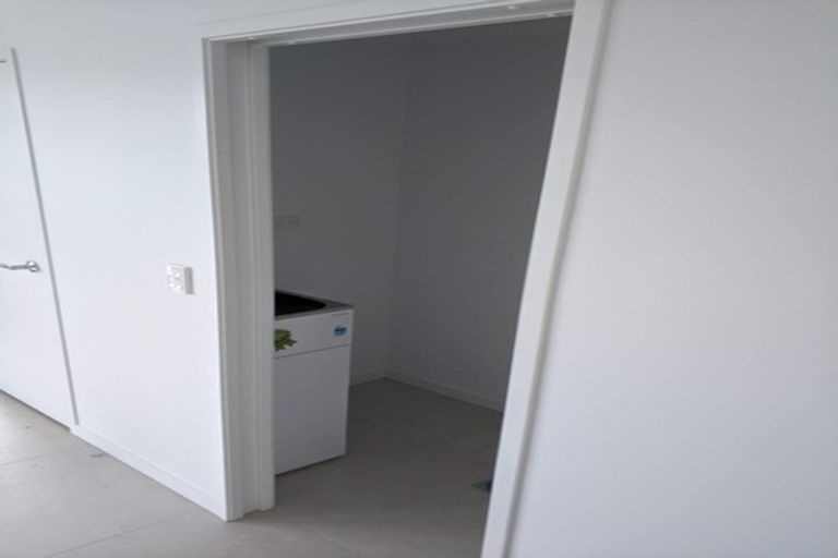 Photo of property in 31c O'meara Street, Swanson, Auckland, 0614