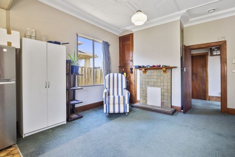 Photo of property in 12 Hargest Crescent, Saint Kilda, Dunedin, 9012