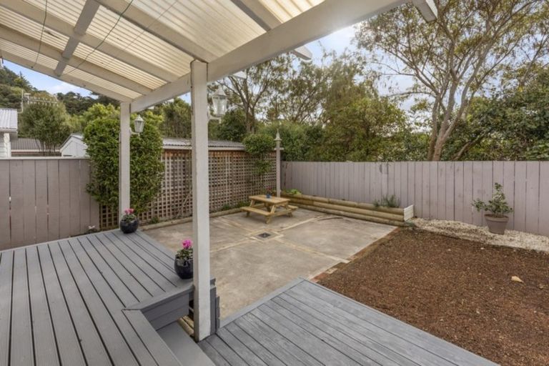 Photo of property in 4a Korau Grove, Stokes Valley, Lower Hutt, 5019