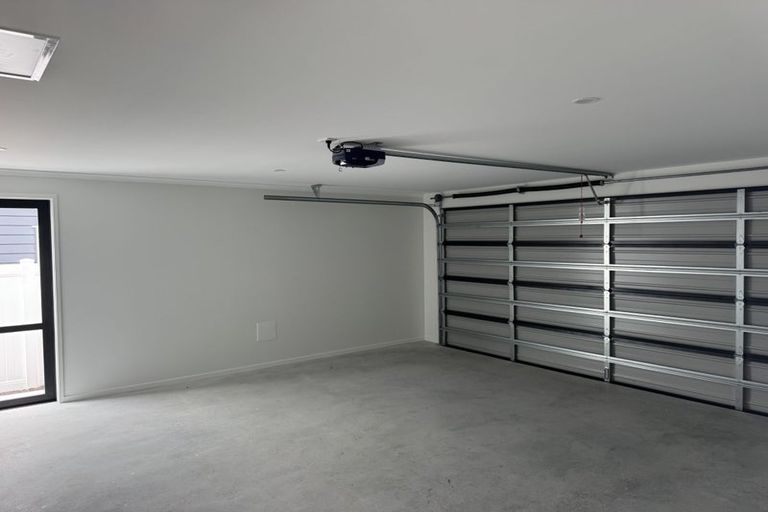 Photo of property in 39 Kaurinui Crescent, One Tree Point, 0118