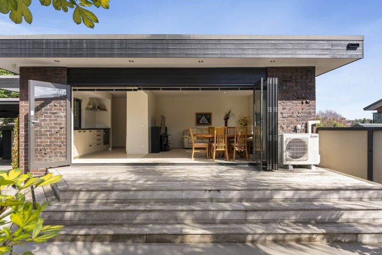 Photo of property in 1/7 Proteus Place, Half Moon Bay, Auckland, 2012