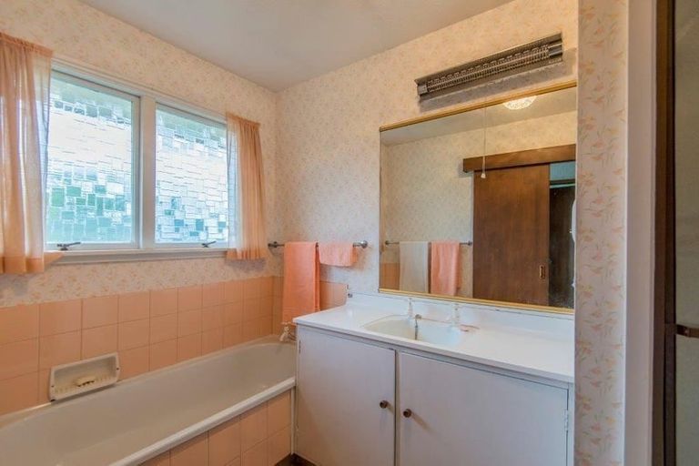 Photo of property in 1/29a Rata Street, Riccarton, Christchurch, 8041