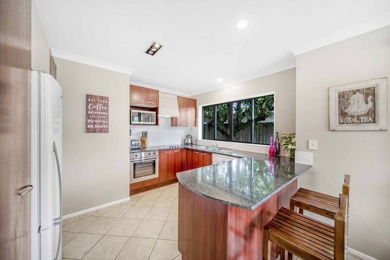Photo of property in 21a Edmund Hillary Avenue, Papakura, 2110