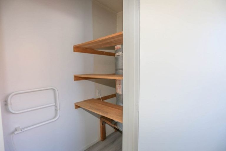 Photo of property in 4/2 Broadbent Street, Riccarton, Christchurch, 8041