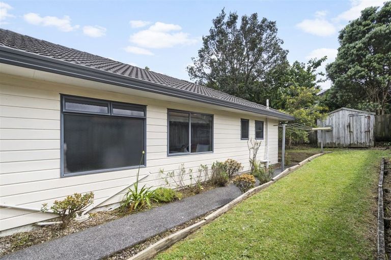 Photo of property in 80 Caribbean Drive, Unsworth Heights, Auckland, 0632