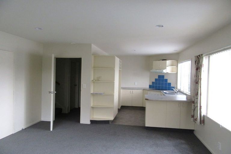 Photo of property in 1/90 Picton Avenue, Riccarton, Christchurch, 8011