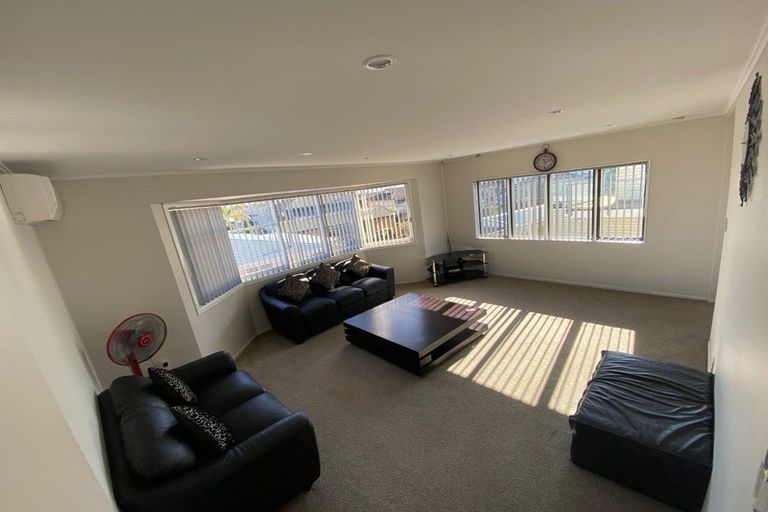 Photo of property in 200 Bucklands Beach Road, Bucklands Beach, Auckland, 2012