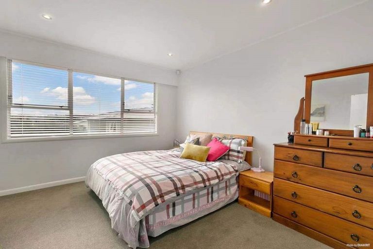 Photo of property in 5 Ngaio Avenue, Mangere Bridge, Auckland, 2022