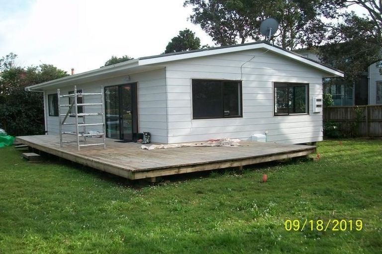 Photo of property in 1/19 Brook Street, Milford, Auckland, 0620