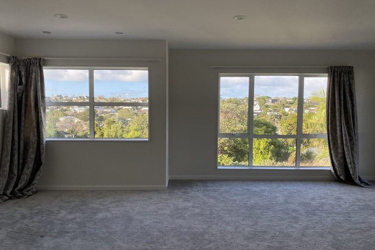 Photo of property in 43 Remuremu Street, Long Bay, Auckland, 0630