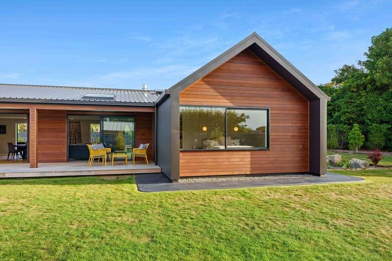 Photo of property in 5 Bressay Way, Waikanae, 5036