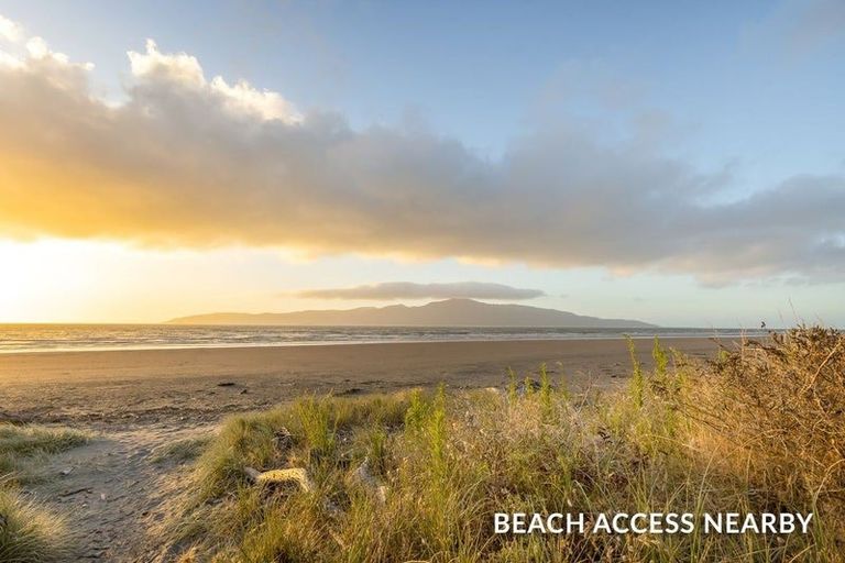 Photo of property in 85a Seaview Road, Paraparaumu Beach, Paraparaumu, 5032