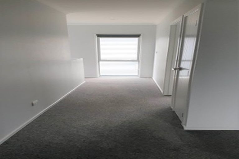 Photo of property in 2/11 Crosher Place, Silverdale, Hamilton, 3216