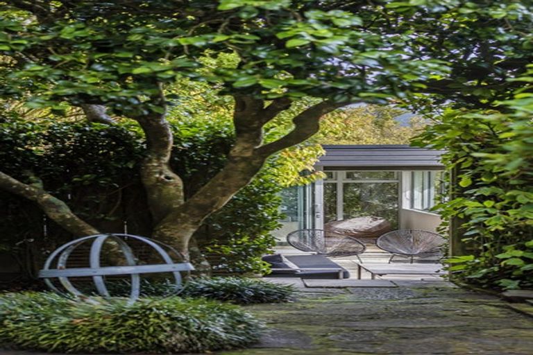 Photo of property in 1 Fancourt Street, Karori, Wellington, 6012