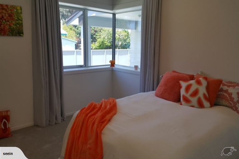 Photo of property in 2/249 One Tree Point Road, One Tree Point, 0118