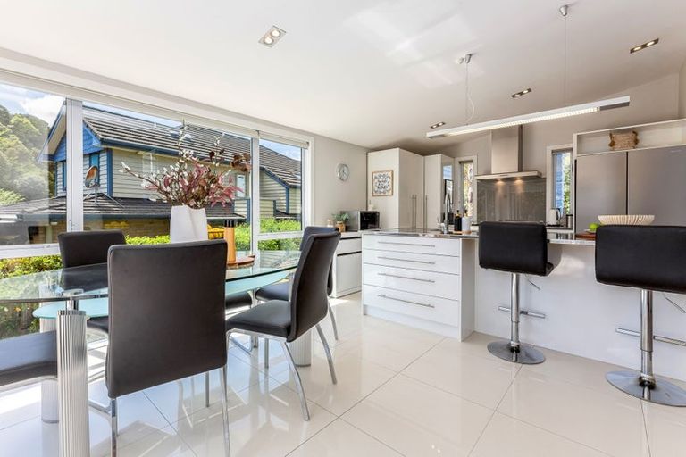 Photo of property in 4 Antipodes Lane, Whitby, Porirua, 5024