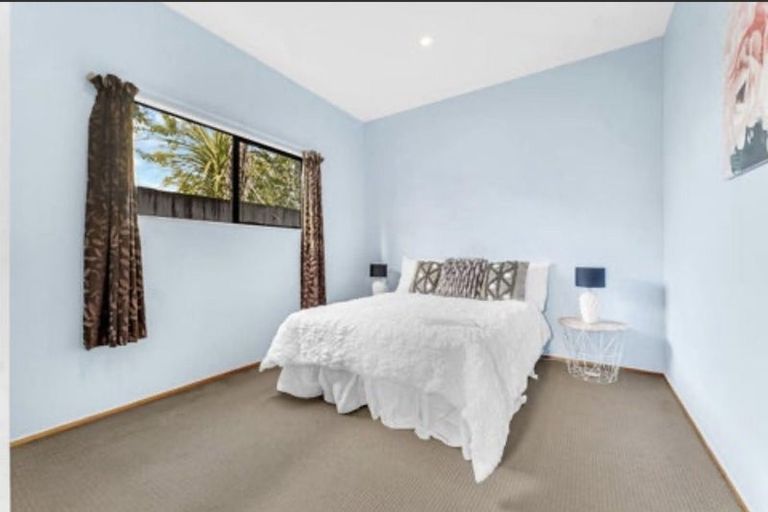 Photo of property in 38 Espalier Drive, Henderson, Auckland, 0612