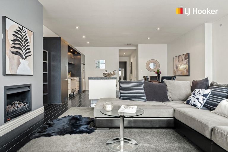 Photo of property in 2/49 Bond Street, Dunedin Central, Dunedin, 9016