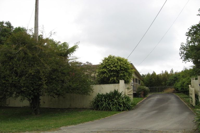 Photo of property in 69 Mahana Road, Waimauku, 0881